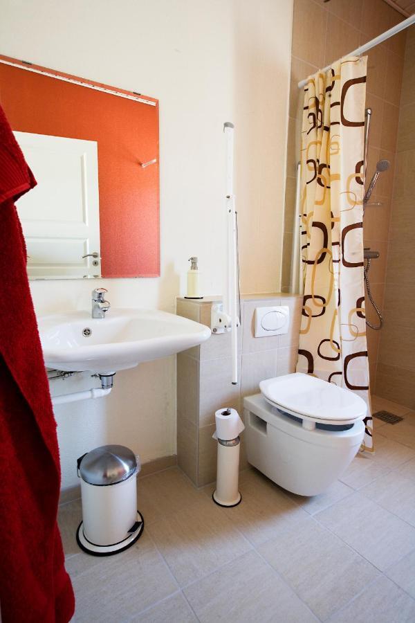 סקנדרבורג Klaerke Hostel מראה חיצוני תמונה
